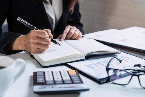 in house accountant